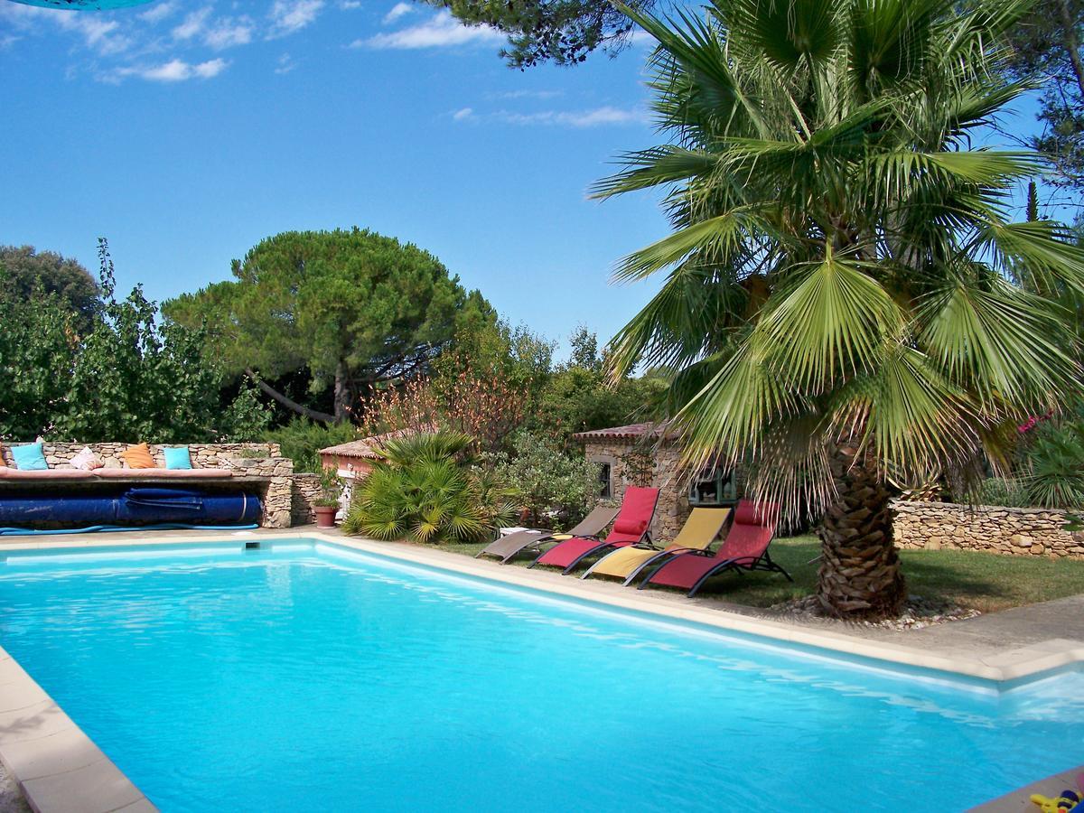 Bed and Breakfast Sous Les Pins Nages-et-Solorgues Exterior foto